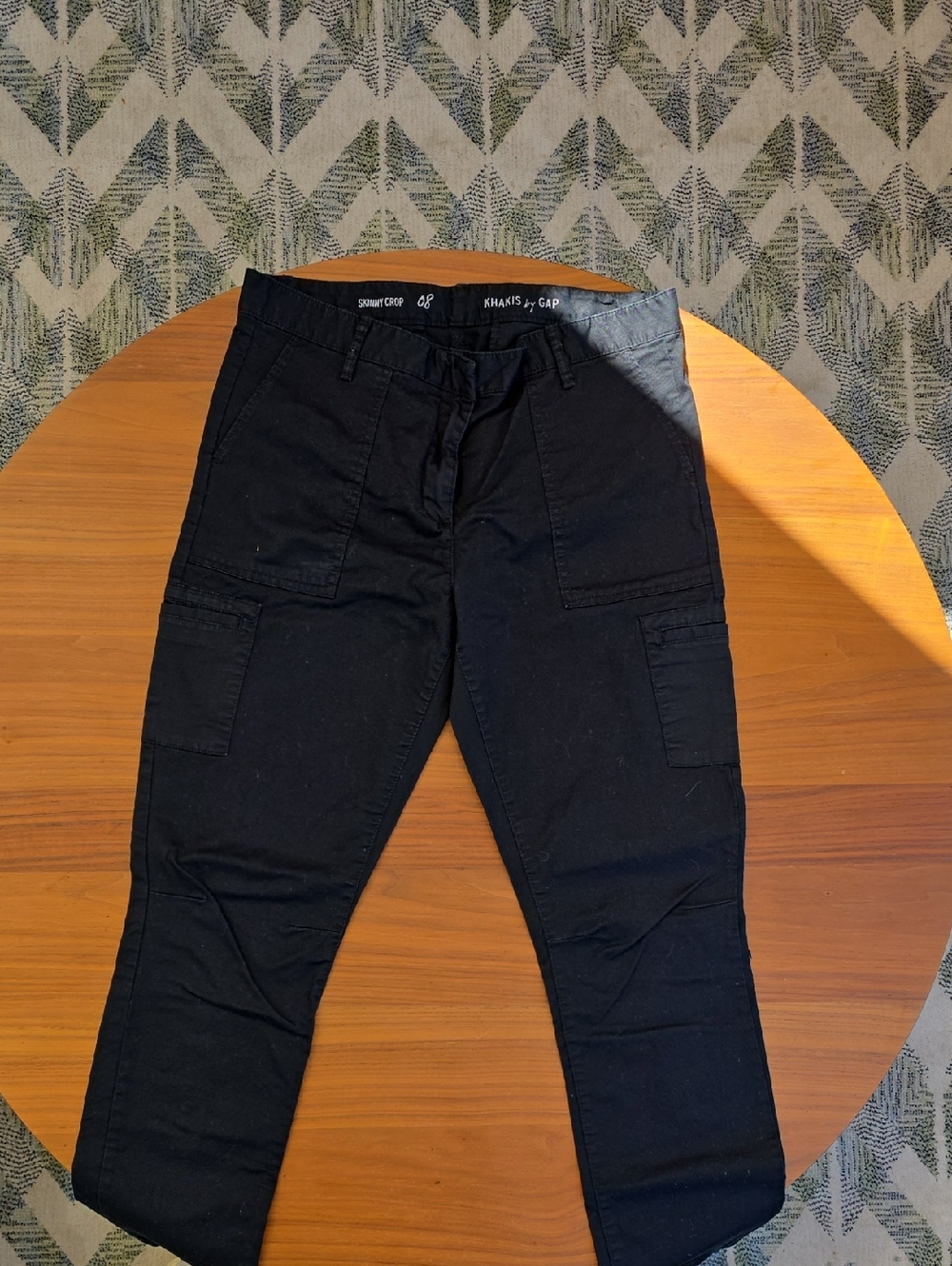 GAP Women’s Black Skinny Crop Cargo Pants Size 8
